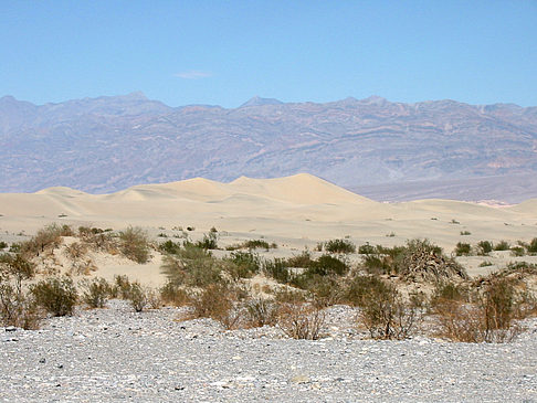 Stovepipe Wells - Ubehebe Crater