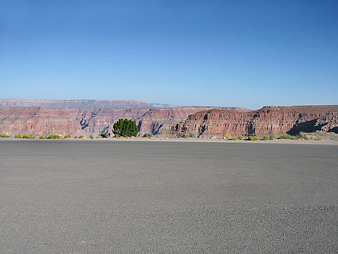 Per Hubschrauber im Grand Canyon